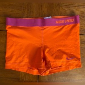 Women’s Nike Pro Spandex Size M